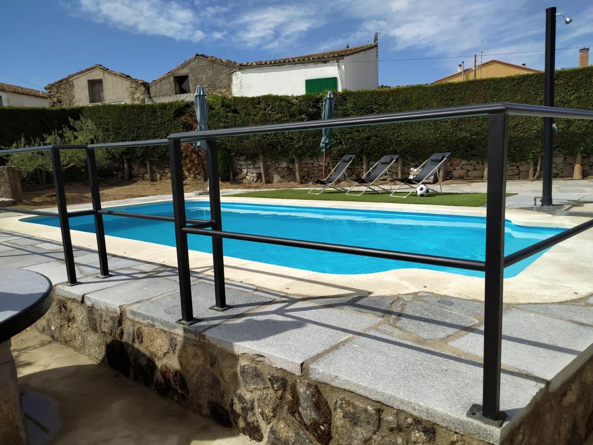 Casa Rural Mi Descanso Valdefuentes de Sangusín Екстериор снимка