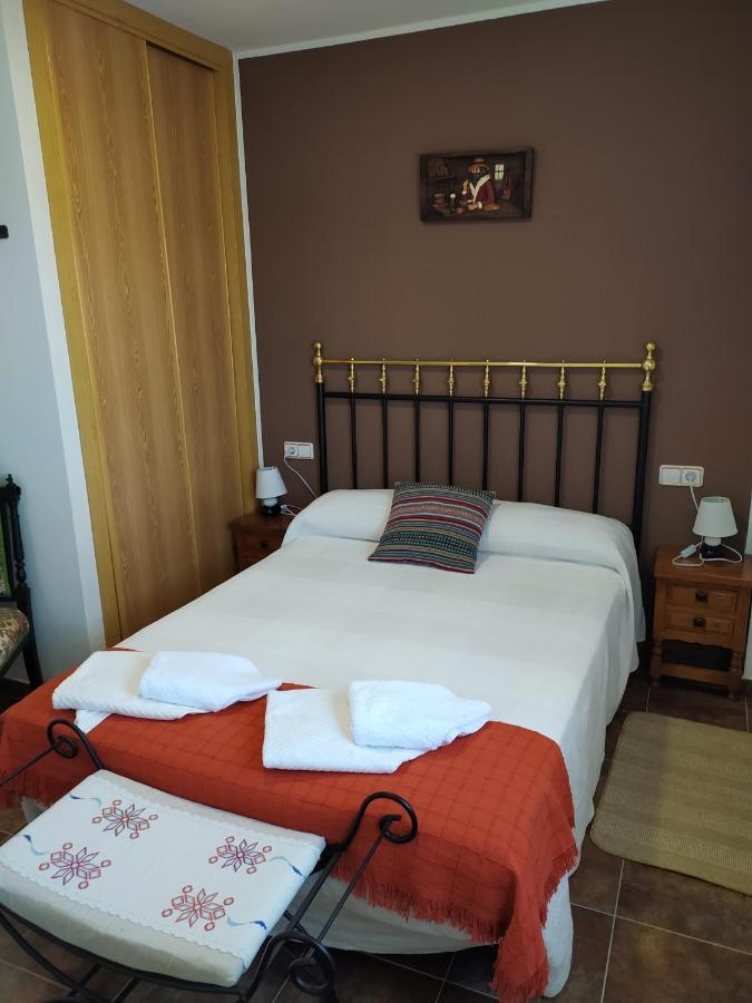 Casa Rural Mi Descanso Valdefuentes de Sangusín Екстериор снимка