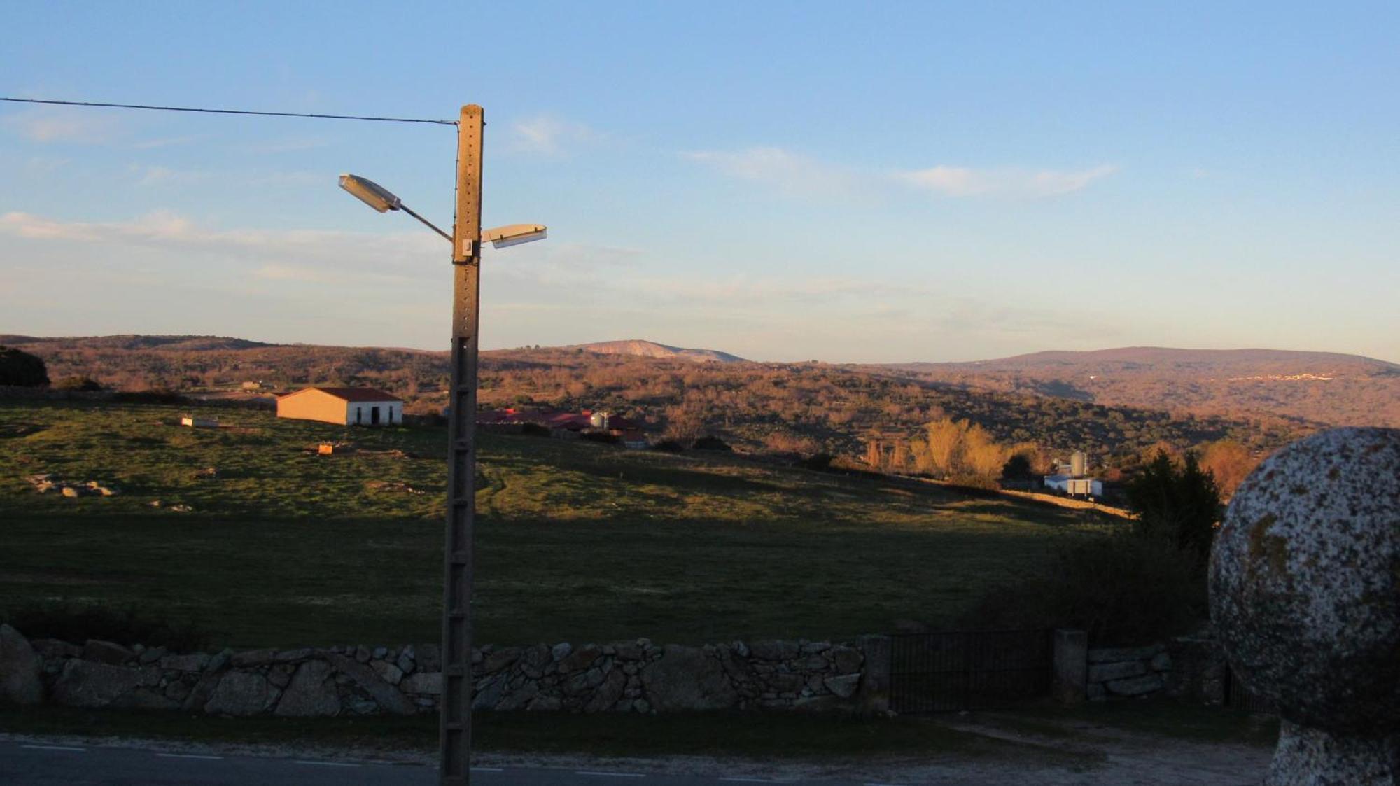 Casa Rural Mi Descanso Valdefuentes de Sangusín Екстериор снимка