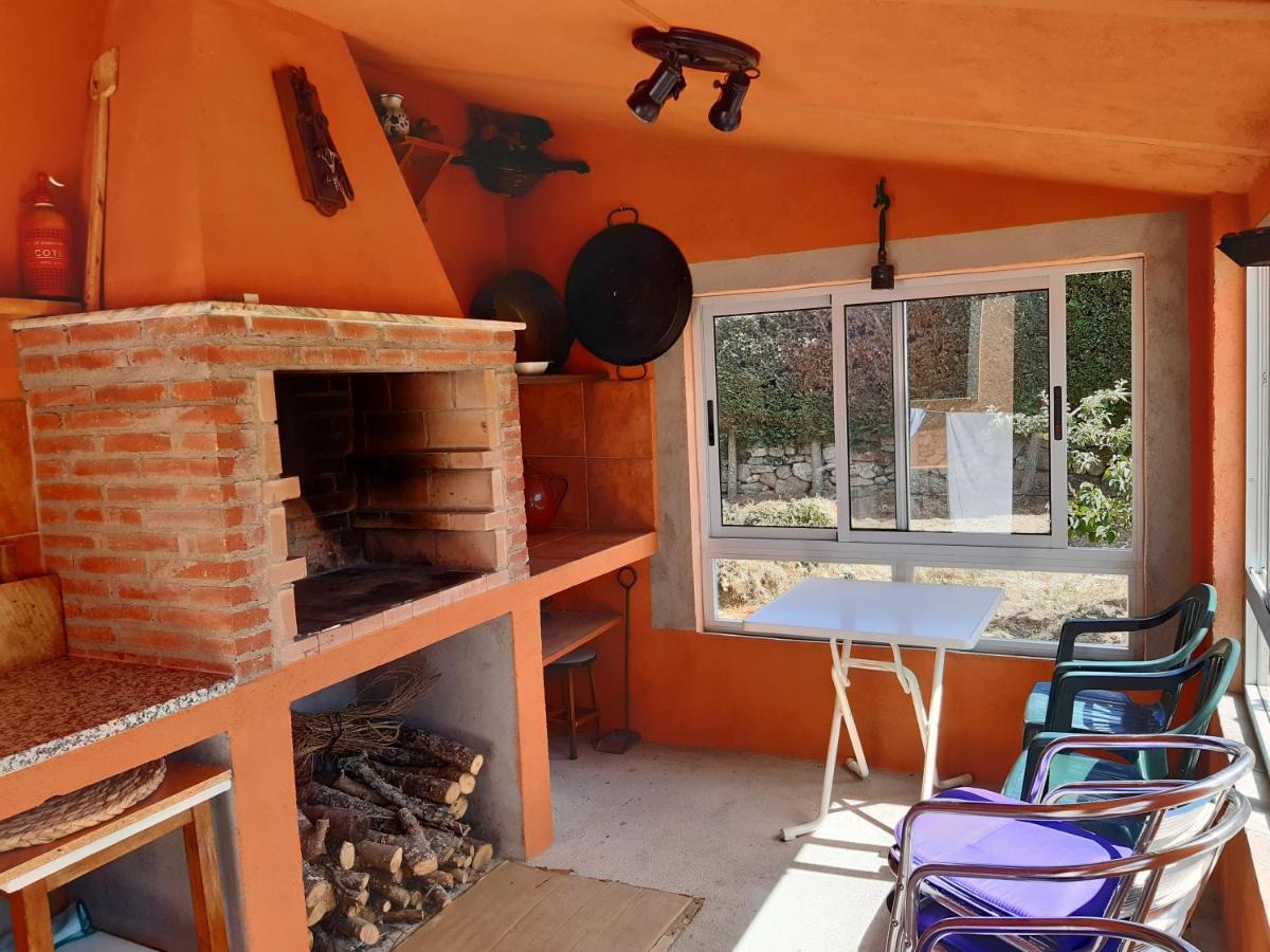 Casa Rural Mi Descanso Valdefuentes de Sangusín Екстериор снимка